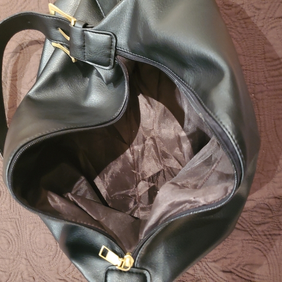 Faux Leather Black Handbag - Picture 4 of 6